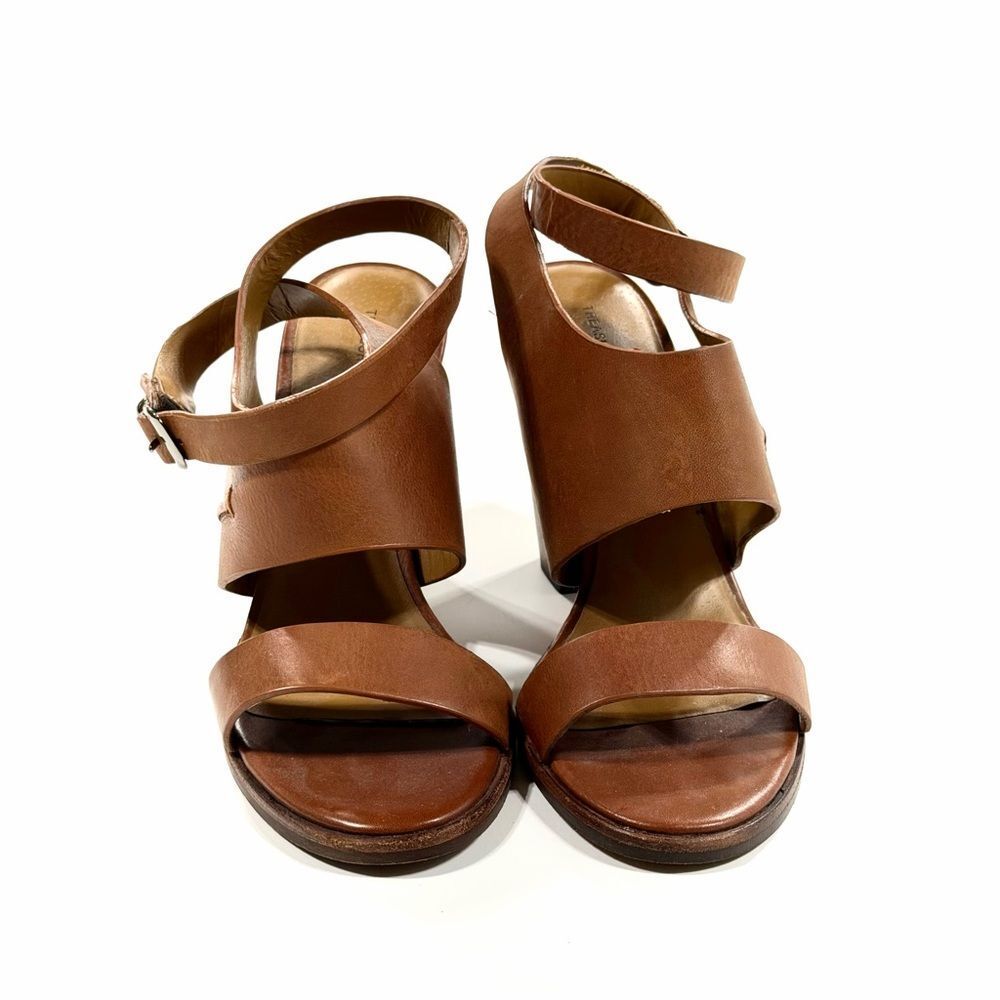Treasure & Bond Leather Casual Sandals – Size 8